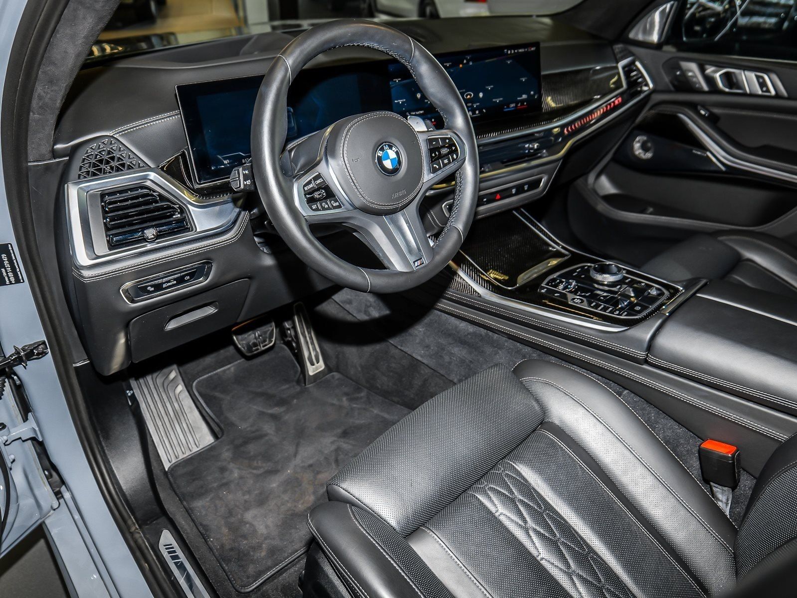 BMW X7 xDrive40d M Sport HUD PANO ACC AHK RFK NAVI