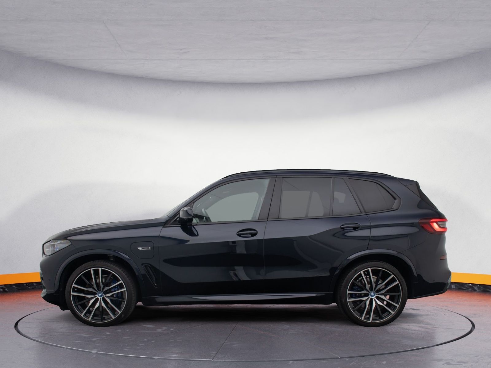 BMW X5 xD45e M Sport 360°Laser HUD DAB HiFi AHK 22"