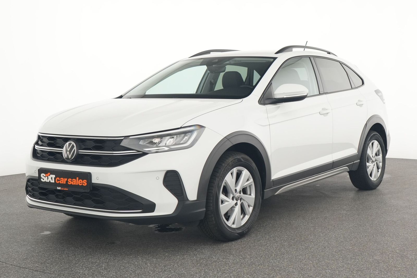 Volkswagen Taigo 1.0 TSI Life - Samsaru's Car Outlet