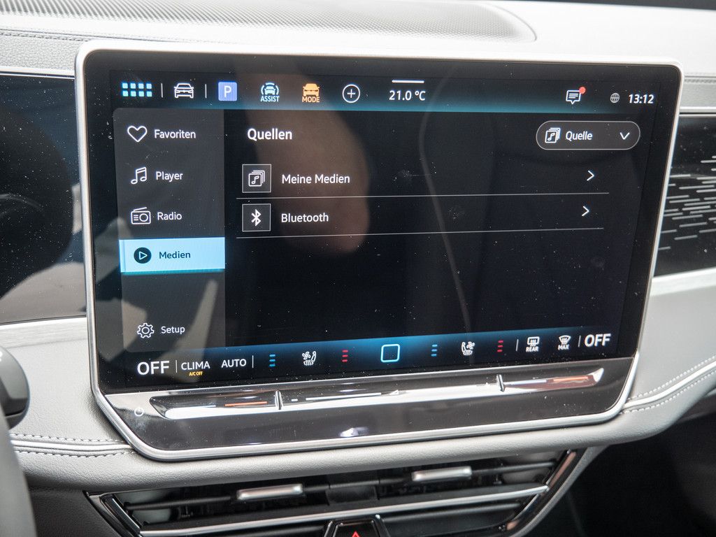 Volkswagen Passat Variant 1.5 TSI eHybrid Elegance AHK ACC