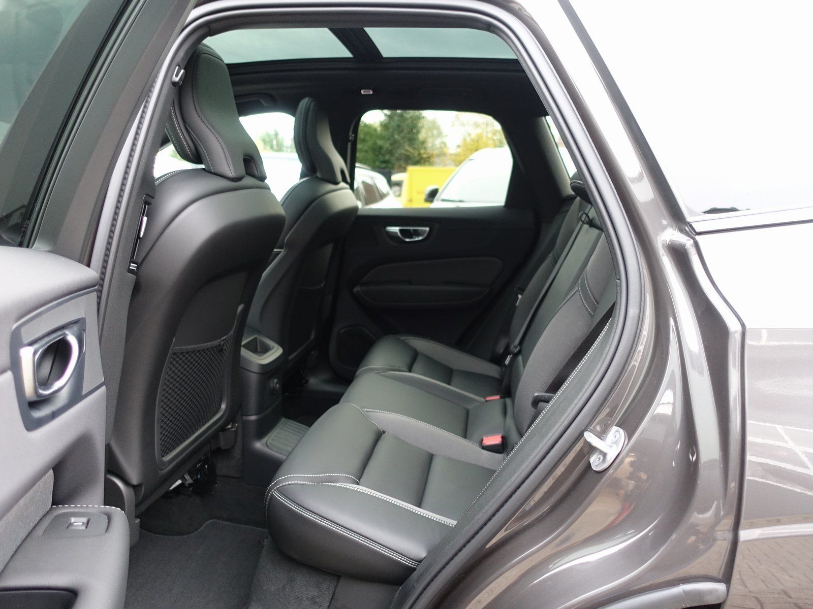 Volvo XC60 Plus, T6 AWD/Pano/AHK/360°/BLIS/H&K