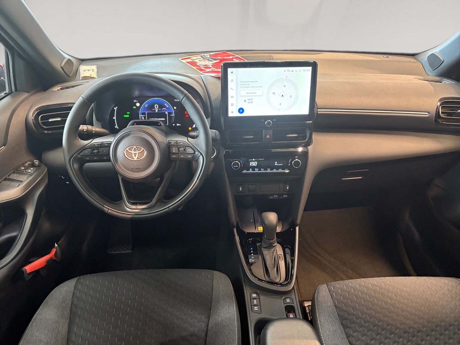 Toyota Yaris Cross 1.5 Teamplayer Winter+Safety ACC+LED