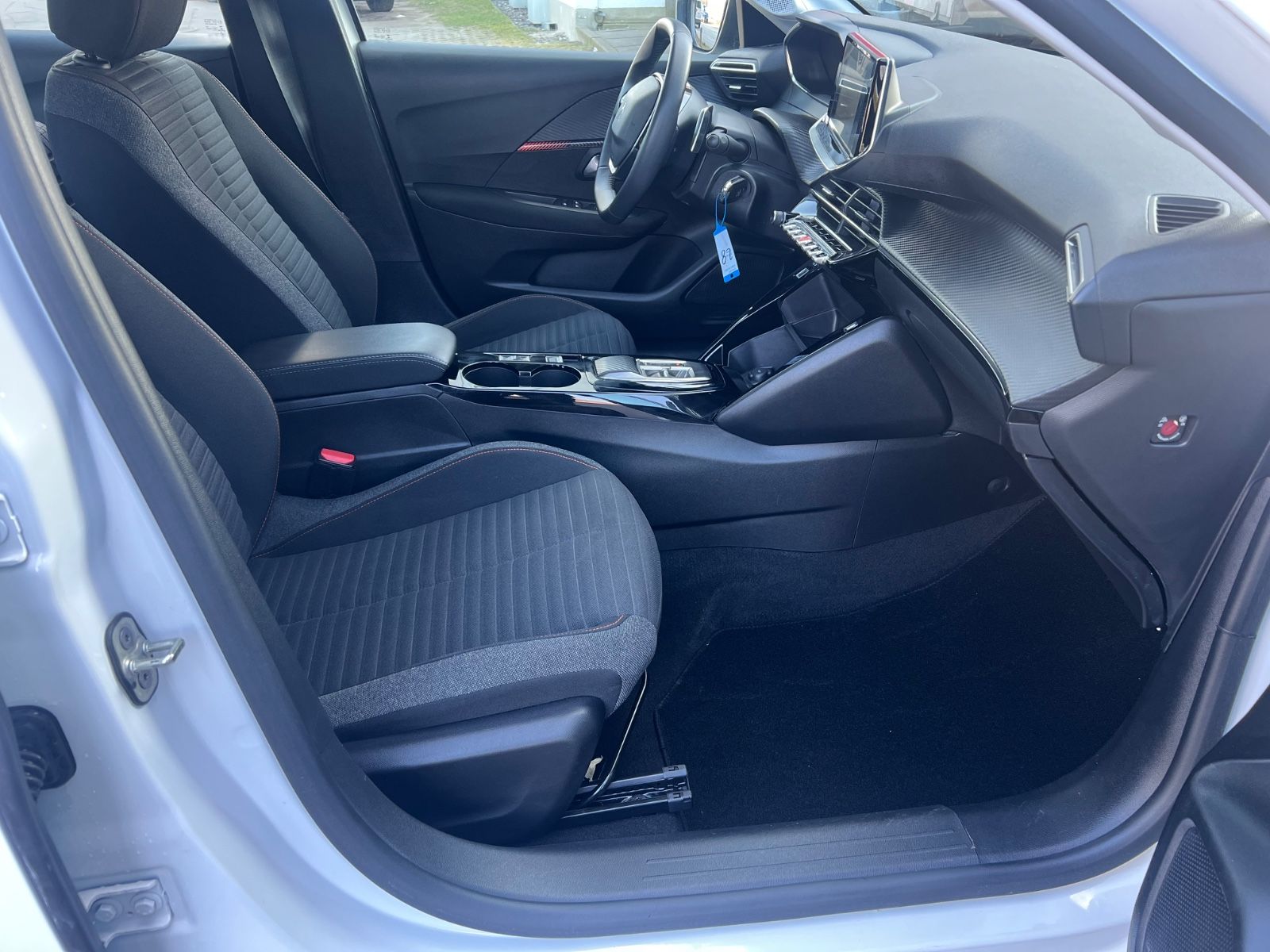Peugeot 208 Active Pack - Samsaru's Car Outlet