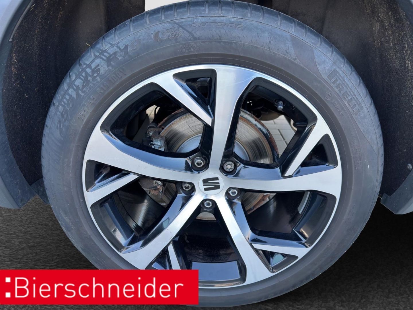 Seat Tarraco 2.0 TDI DSG 4Drive FR KAMERA AHK LED NAV