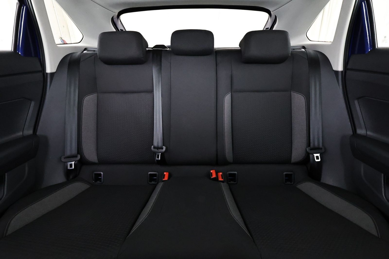 Volkswagen Taigo 1.0 TSI Life - Samsaru's Car Outlet