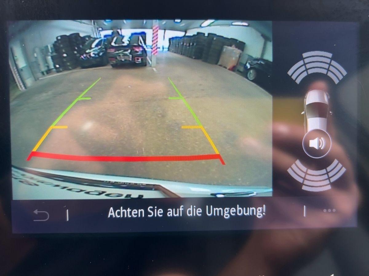Renault ZOE EXPERIENCE R135 50kWh - Samsaru's Car Outlet