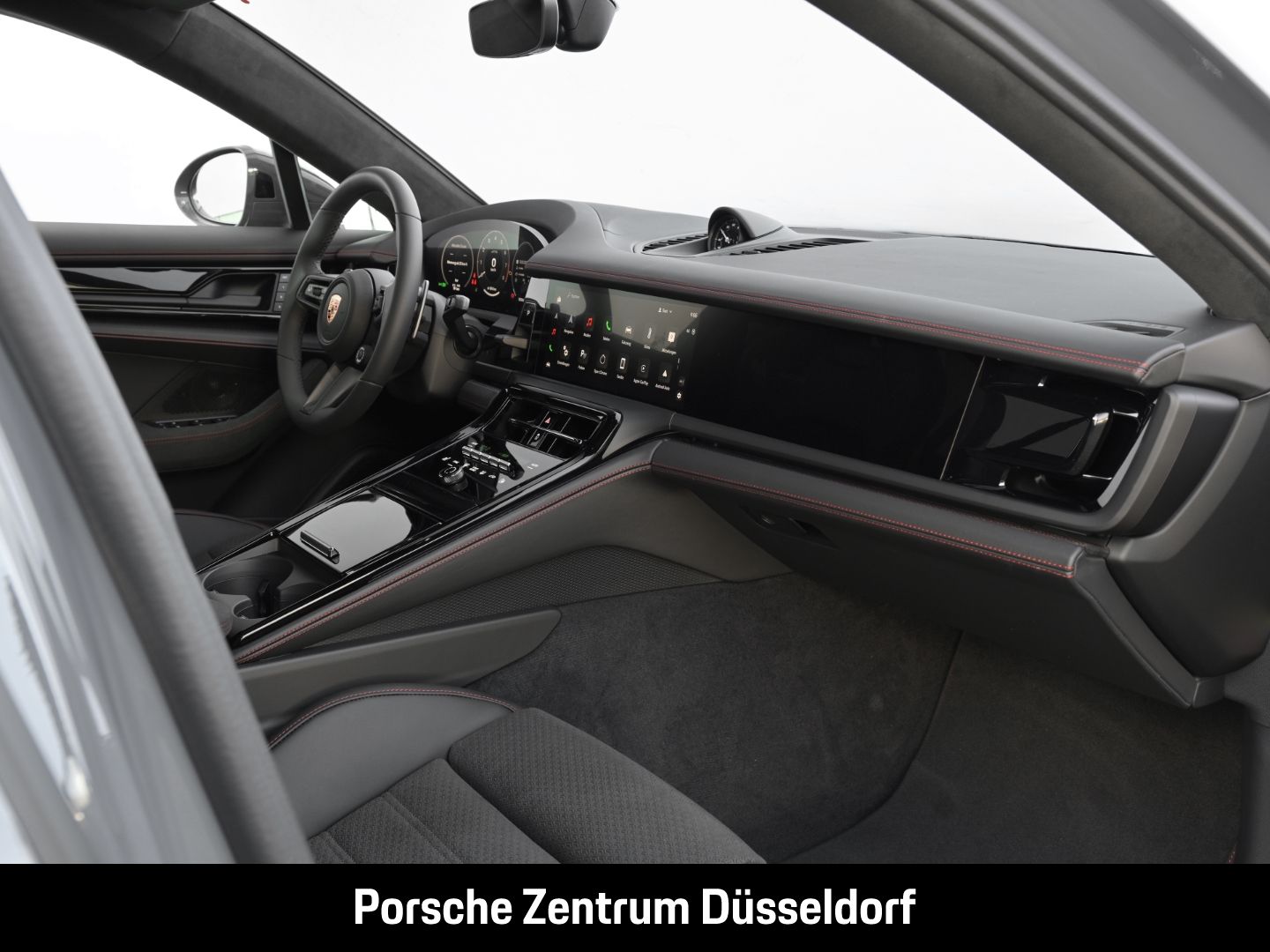 Porsche Panamera GTS Surround-View Head-Up Sportabgas