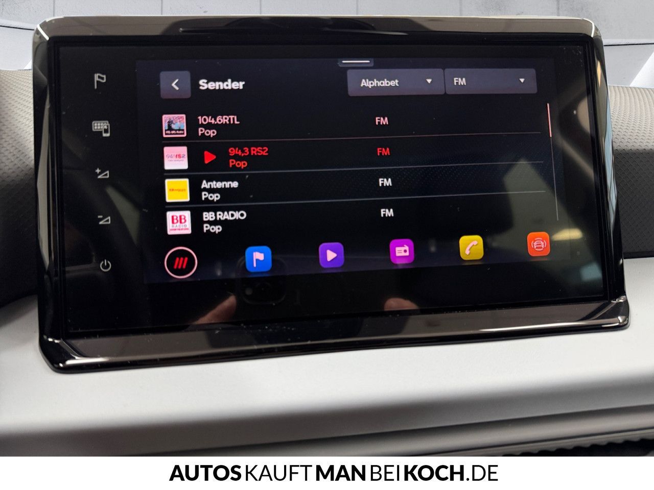 Seat Arona 1.0 TSI DSG Road Ed SOUND NAVI PDC V+H AHK