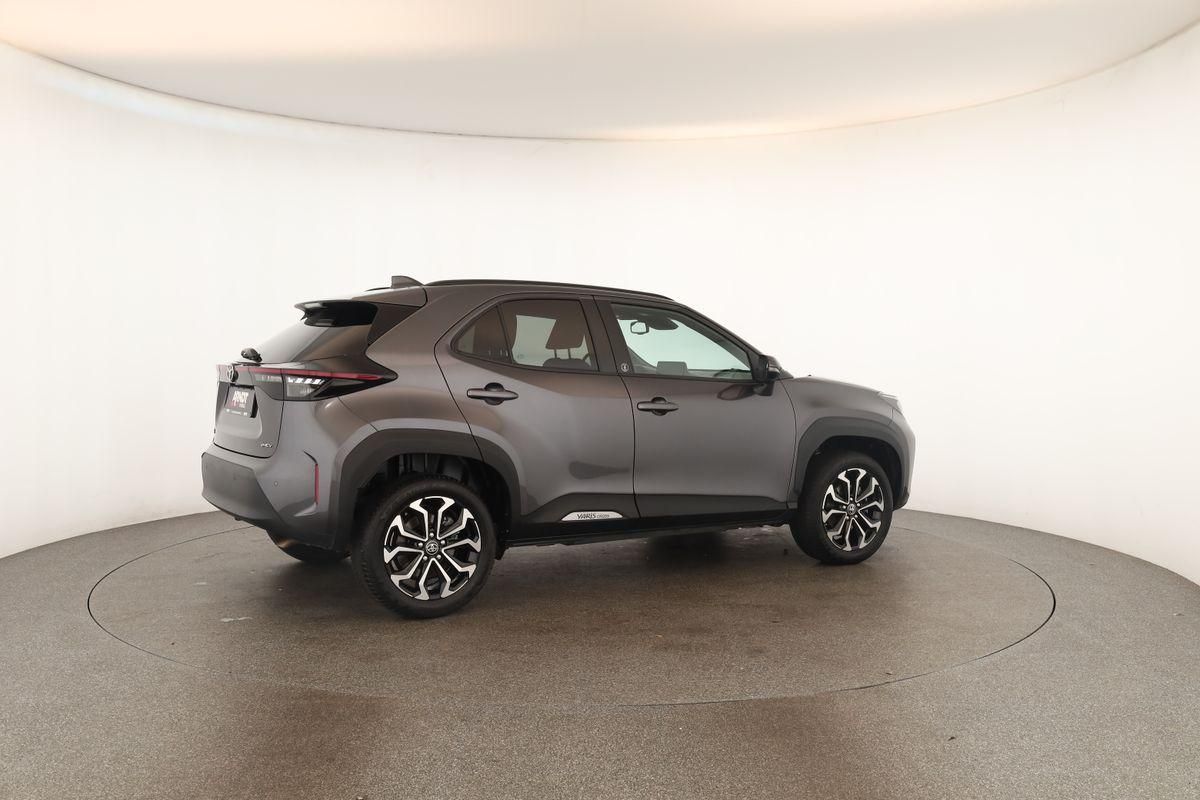 Toyota Yaris Cross CVT Team D LED Navi SHZ iACC Kam 17"
