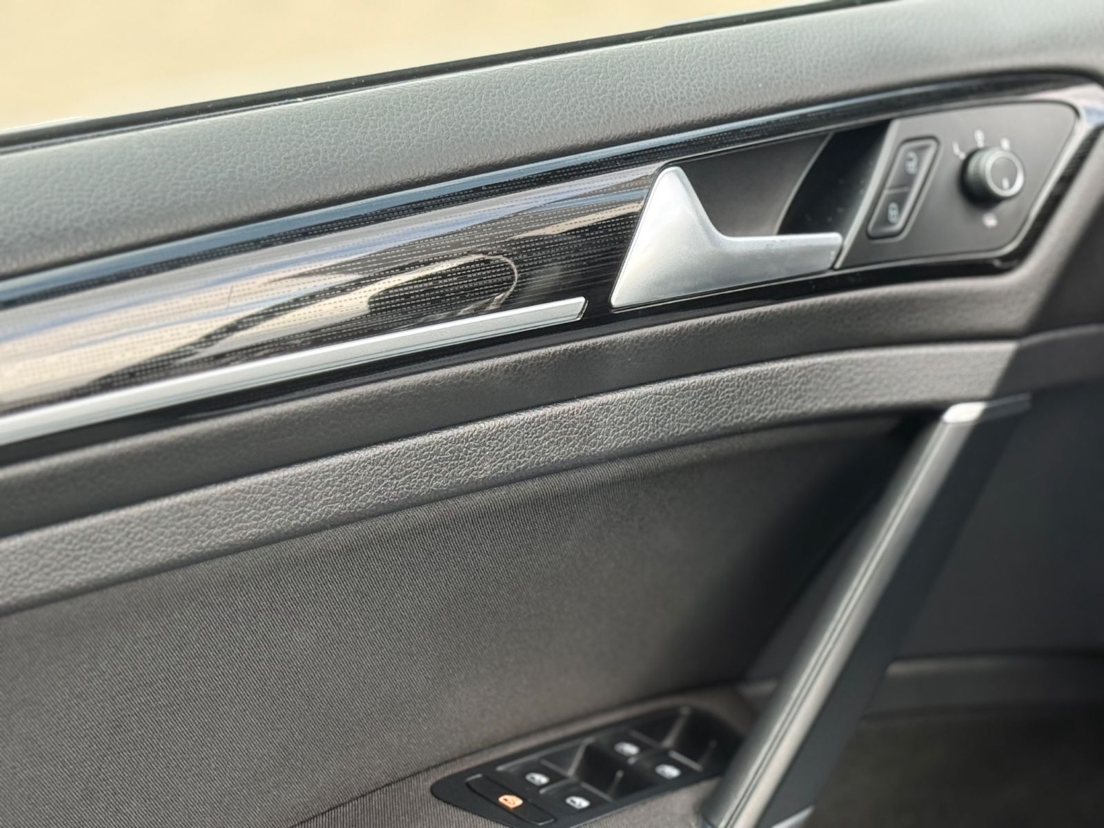 Volkswagen Golf Variant Highline - Samsaru's Car Outlet