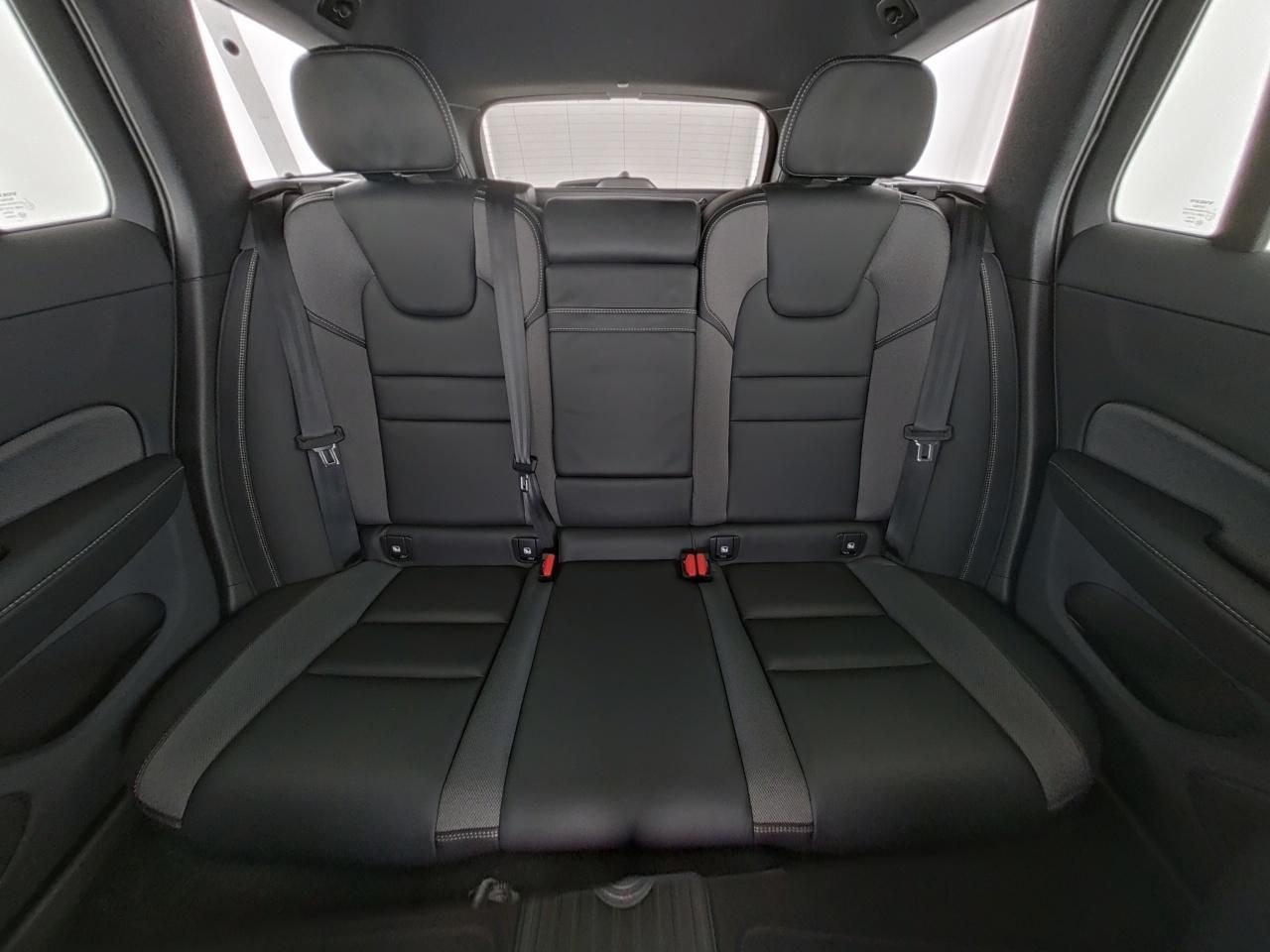 Volvo V60 T6 Recharge AWD R Design+MEMORY+WINTERPAK