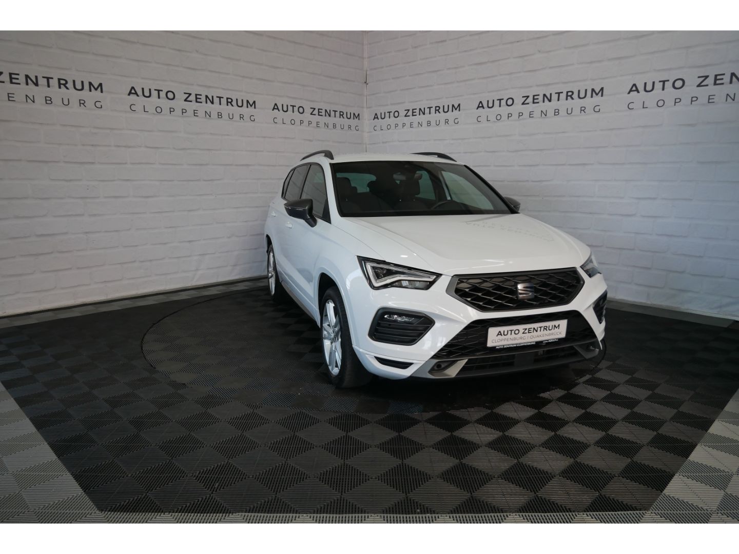 Seat Ateca FR 1.5 TSI LED+Navi+CarPlay+Virtual+AHK+AC