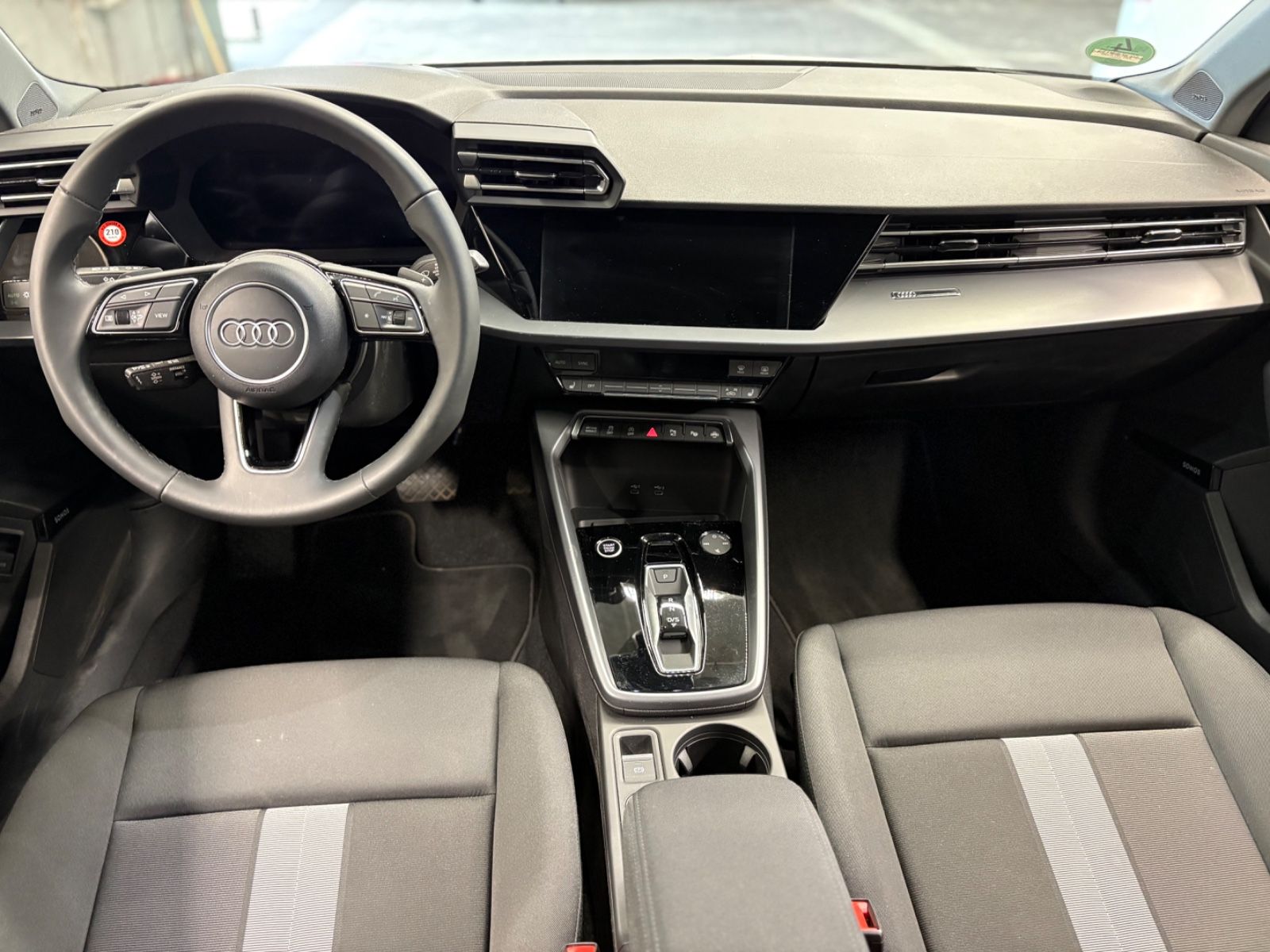 Audi A3 Sportback 35 TDI advanced - Samsaru's Car Outlet