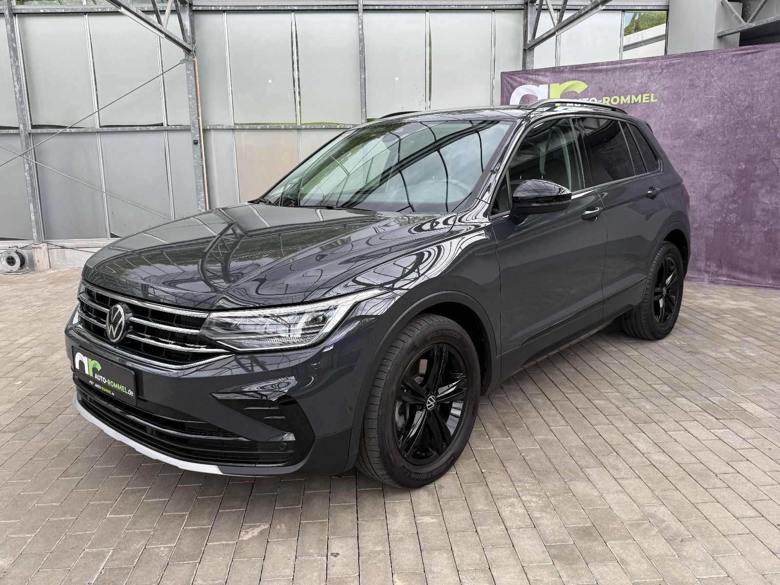 Volkswagen Tiguan TDI DSG 4m Urban Sport - Samsaru's Car Outlet