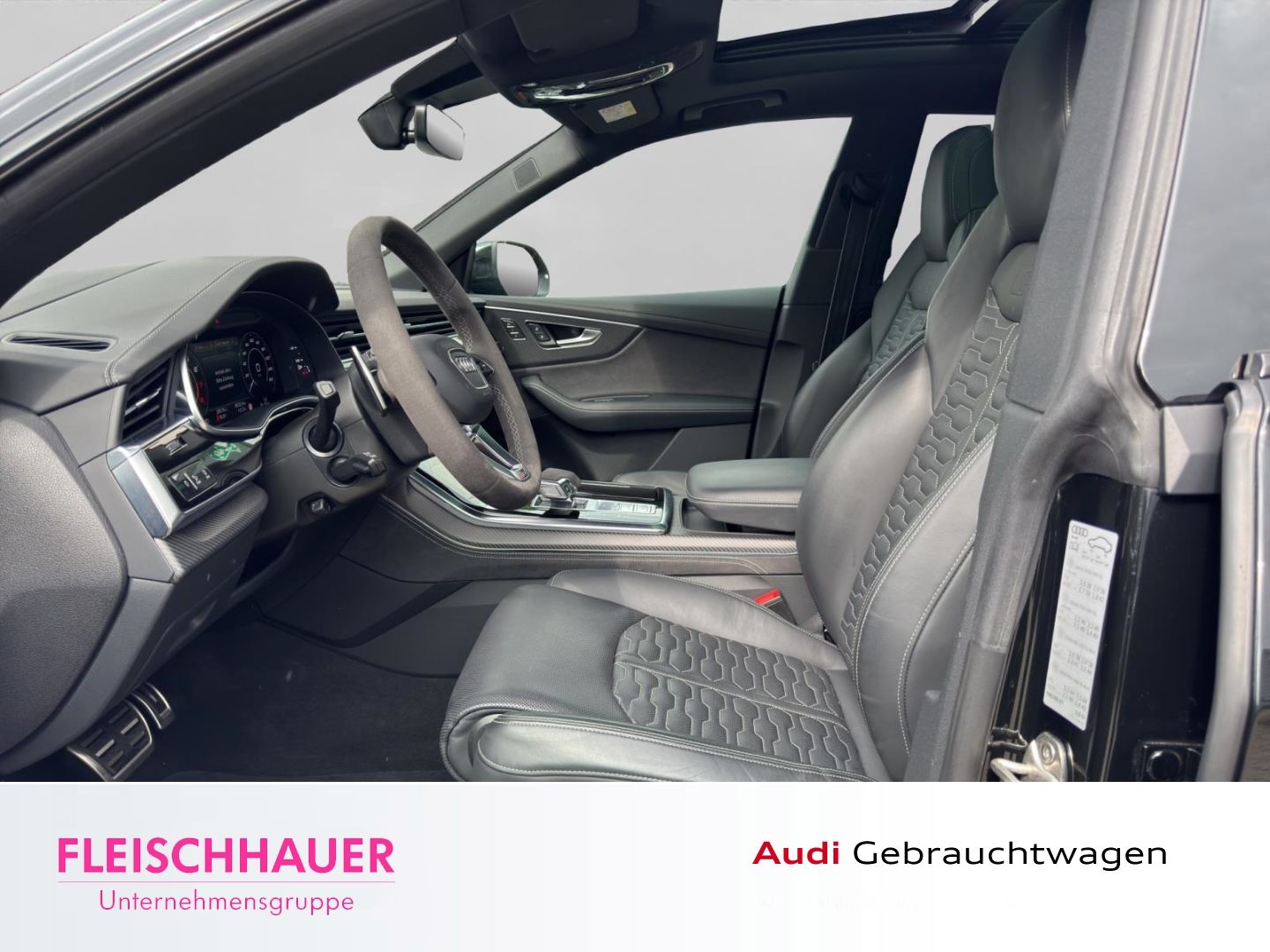 Audi RSQ8 TFSI quattro MATRIX+DYNAMIK-PAKET+PANO+AHK+