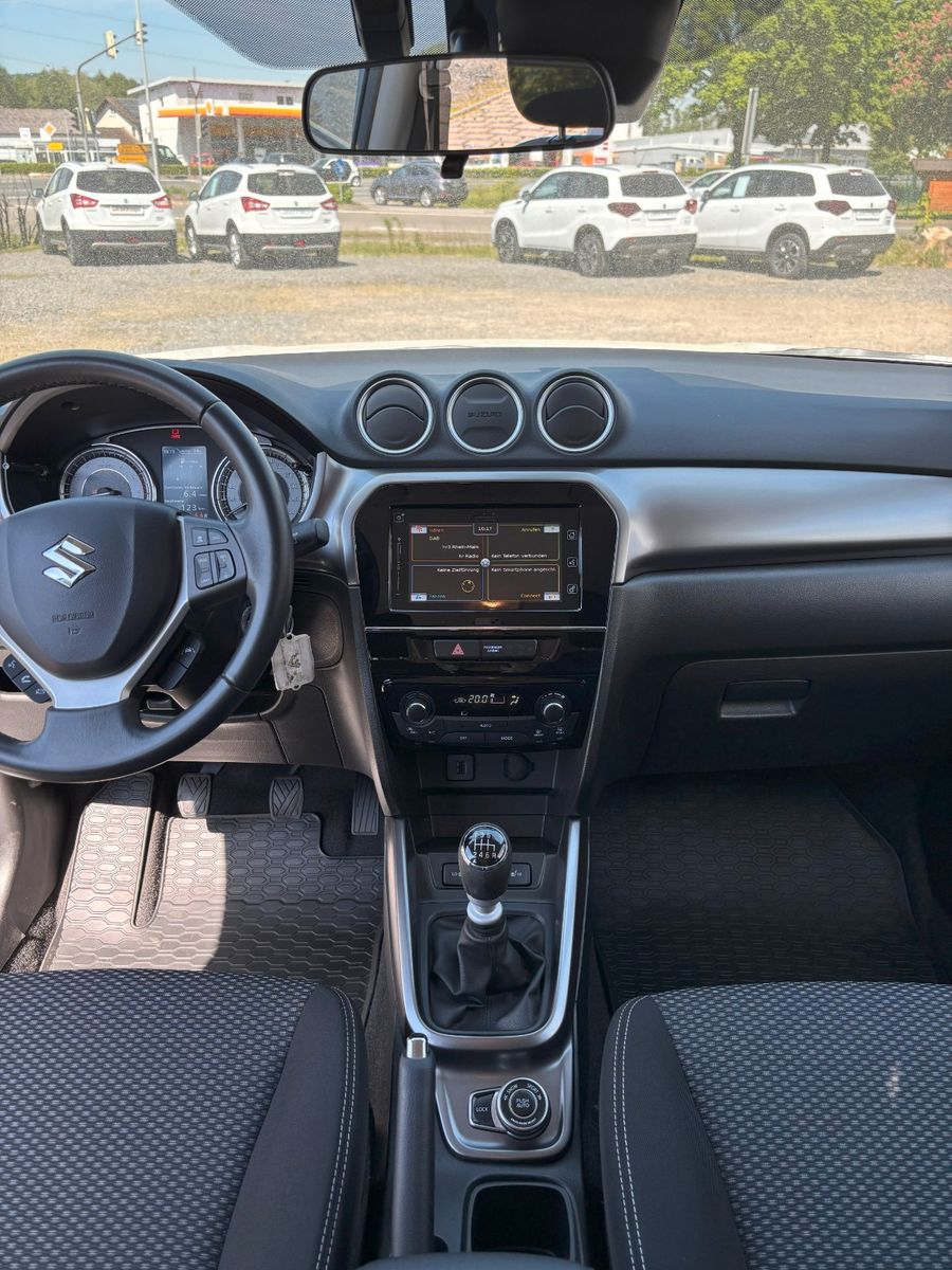 Suzuki Vitara 1.4 Mild-Hybrid 4x4 - Samsaru's Car Outlet