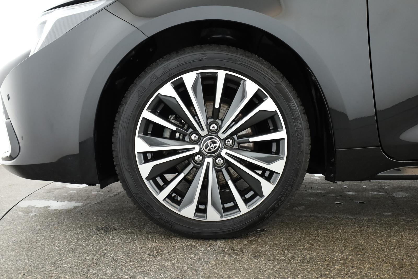 Toyota Corolla Touring Sports 1.8 CVT Team D Navi Kam