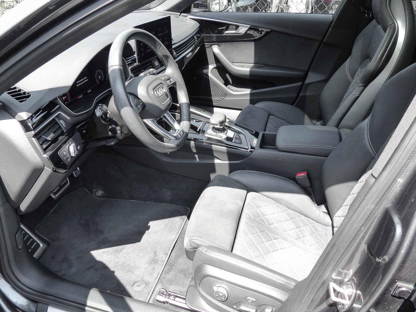 Audi A4 Avant 40 TDI quattro S tronic S line el.Sitze