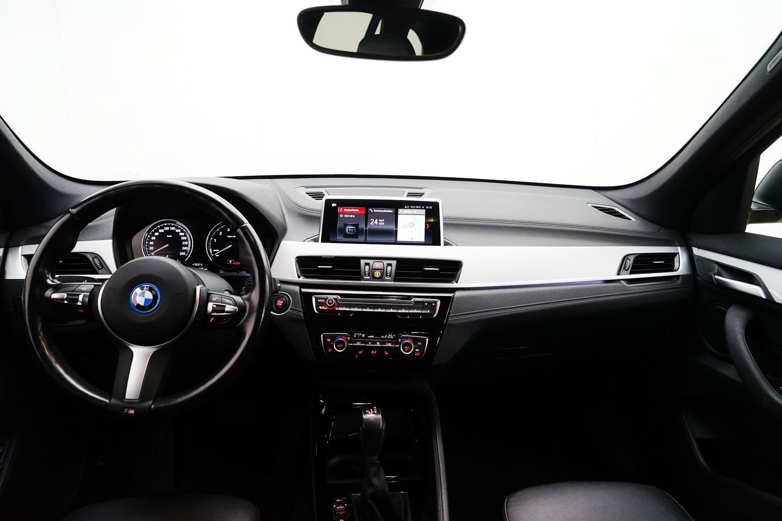 BMW X1 xDrive25e xLine - Samsaru's Car Outlet