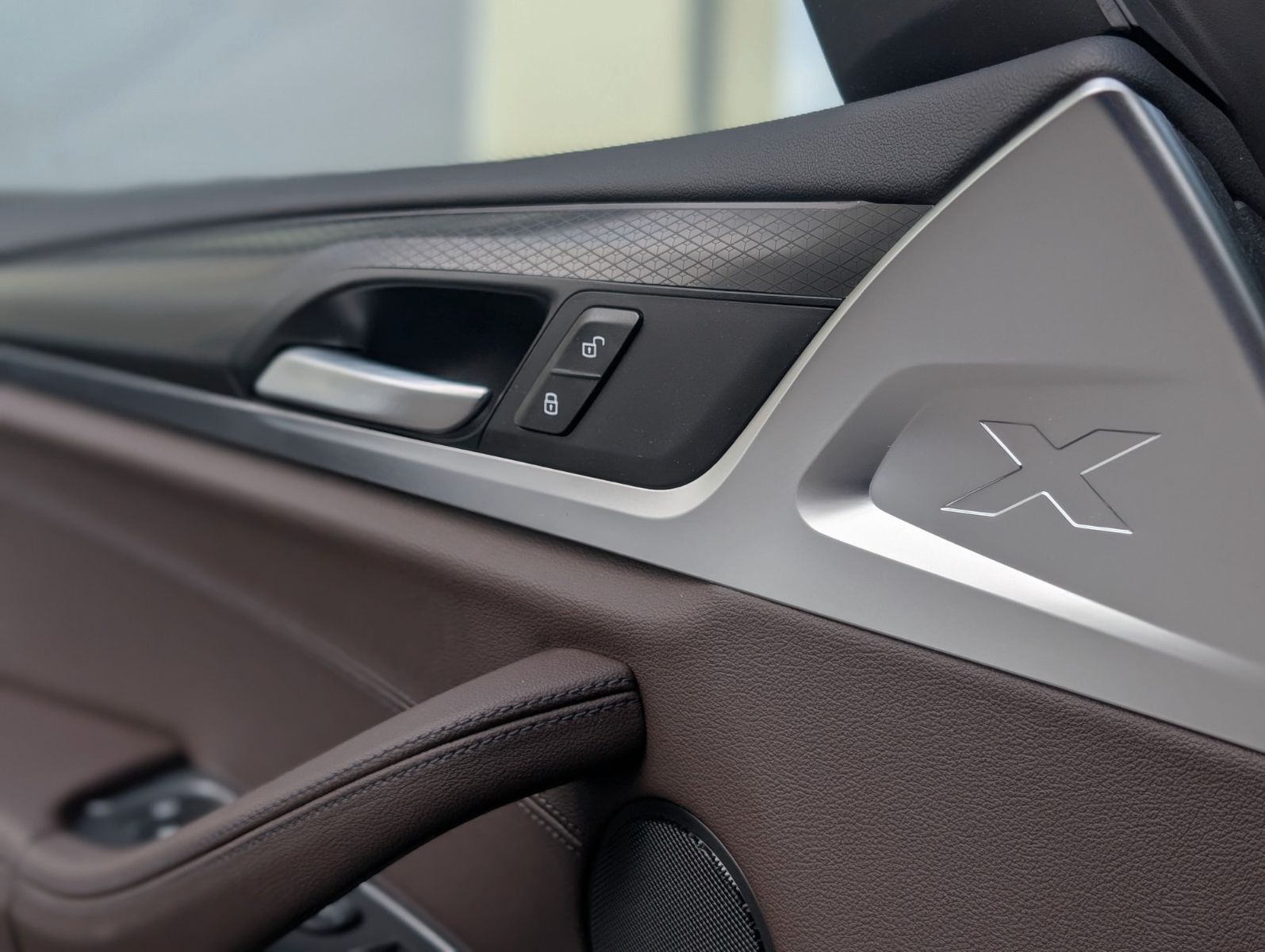 BMW X3 xDrive20dAT M-Sport - Samsaru's Car Outlet