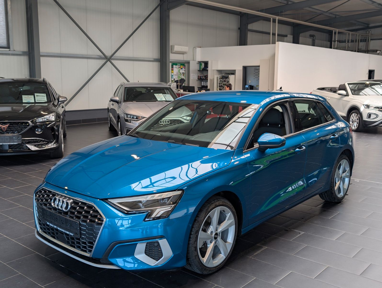 Audi A3 35 TDI Sportback S tronic advanced - Samsaru's Car Outlet