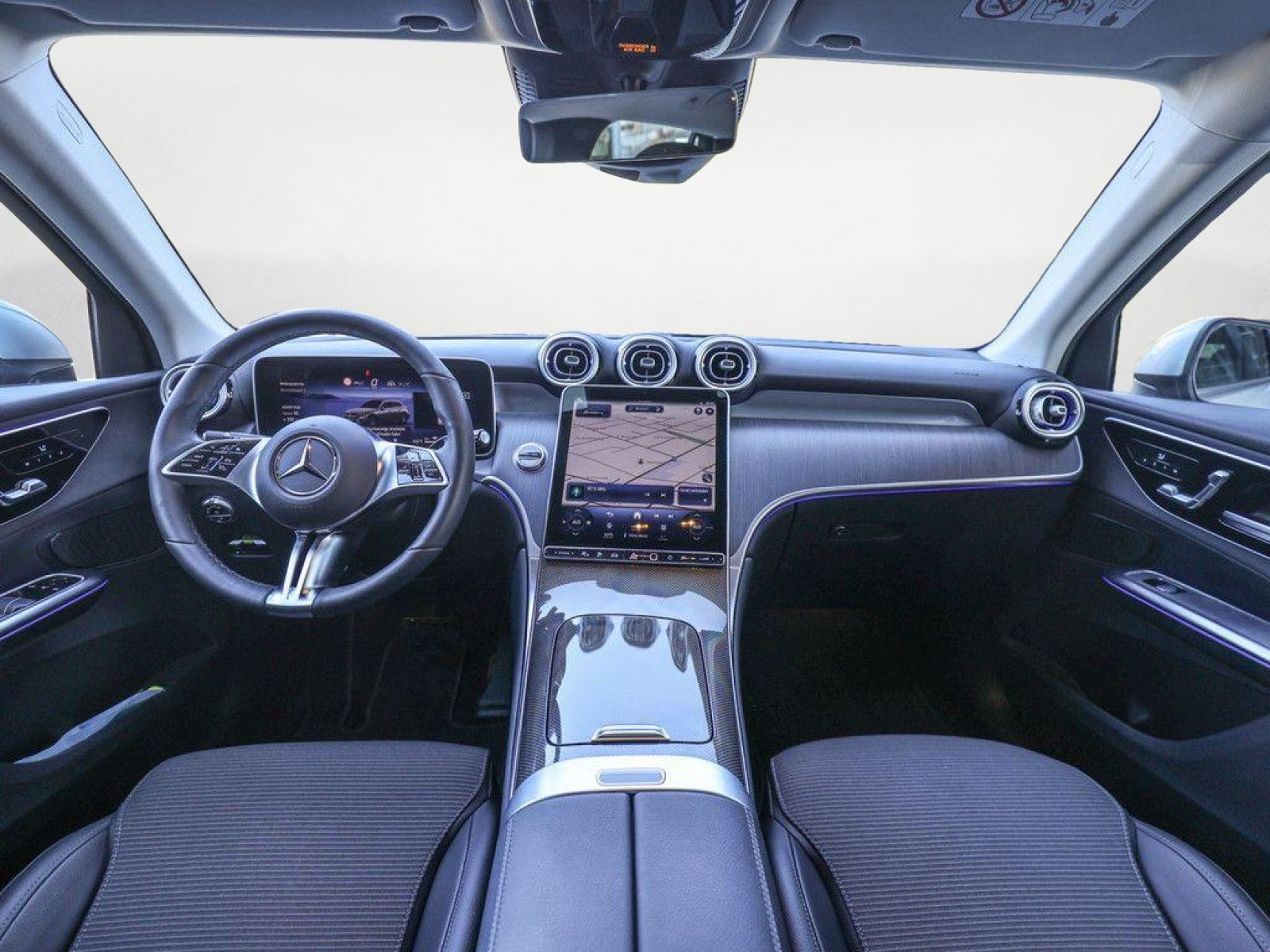 Mercedes-Benz GLC 300 e 4M Avantgarde Advanced Plus - Samsaru's Car Outlet