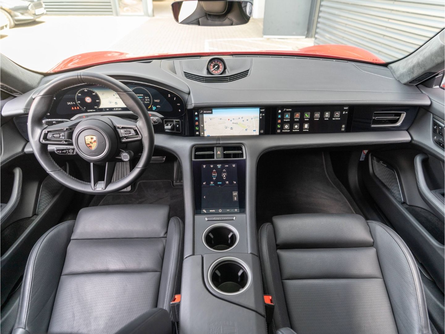 Porsche Taycan Turbo S Cross Turismo Burmester LED-PDLS
