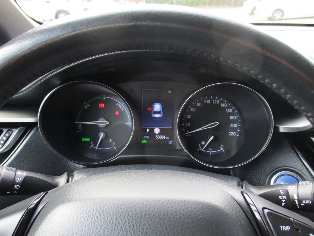 Toyota C-HR 2.0 Hybrid - Samsaru's Car Outlet