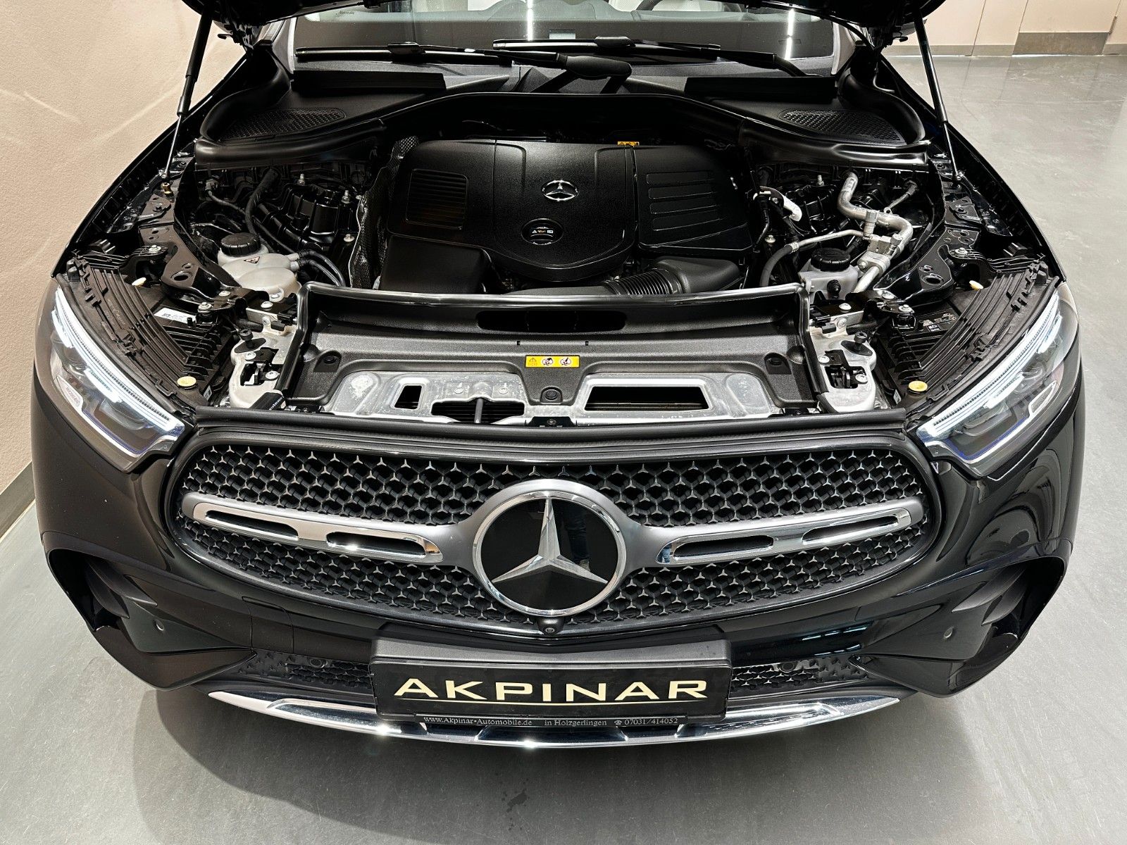 Mercedes-Benz GLC200 AMG LINE 4M *1.HAND*BURMESTER*PANO*360°*
