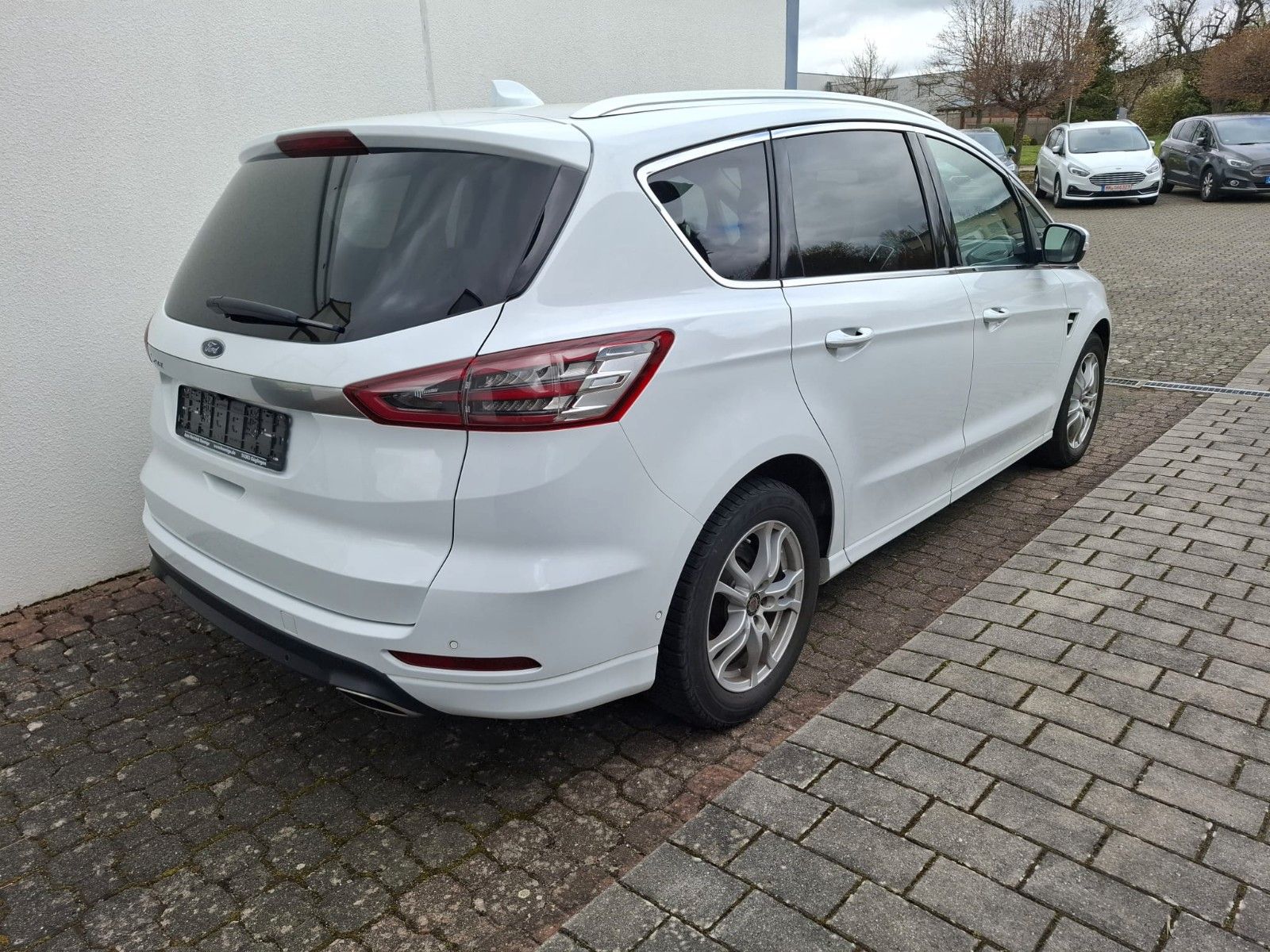 Ford S-MAX 2.0 EcoBlue LED_ACC_Cam_7-Sitz