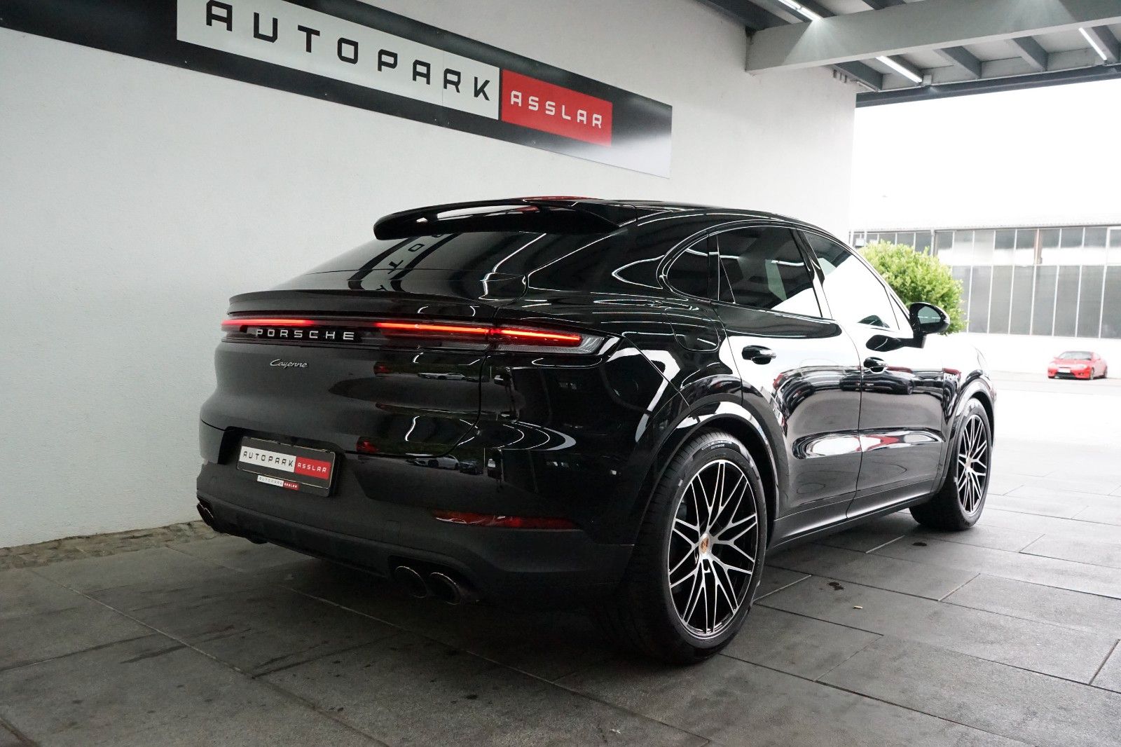 Porsche Cayenne Coupe E-Hybrid/P-DiSPLAY/BOSE/ACC/ACC/18