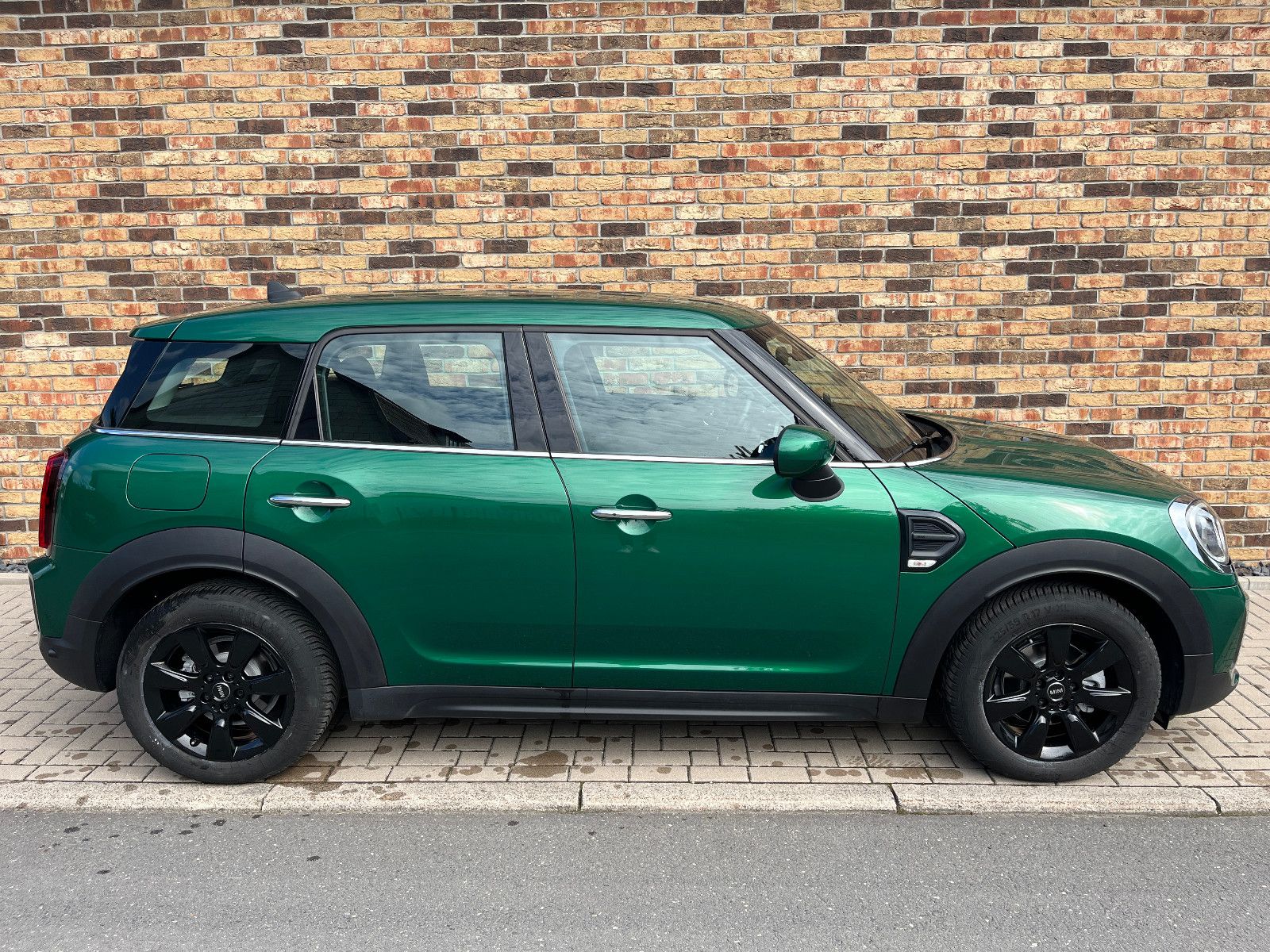 MINI One D Countryman - Samsaru's Car Outlet