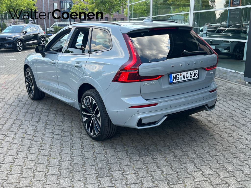 Volvo XC60 B5 AWD Ultra Dark - Samsaru's Car Outlet