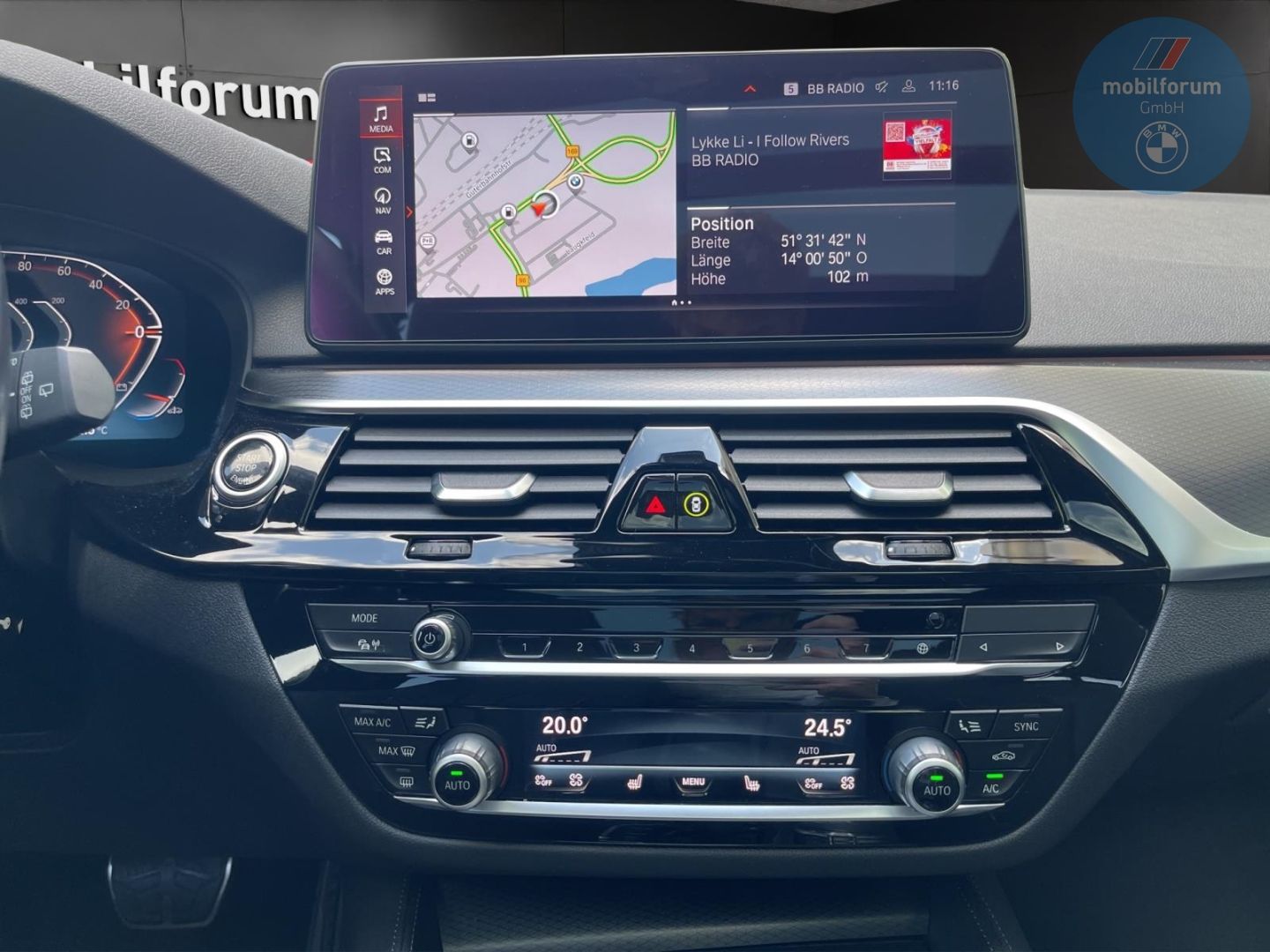 BMW 530 i Touring M-Sport AHK StandHZG Panorama