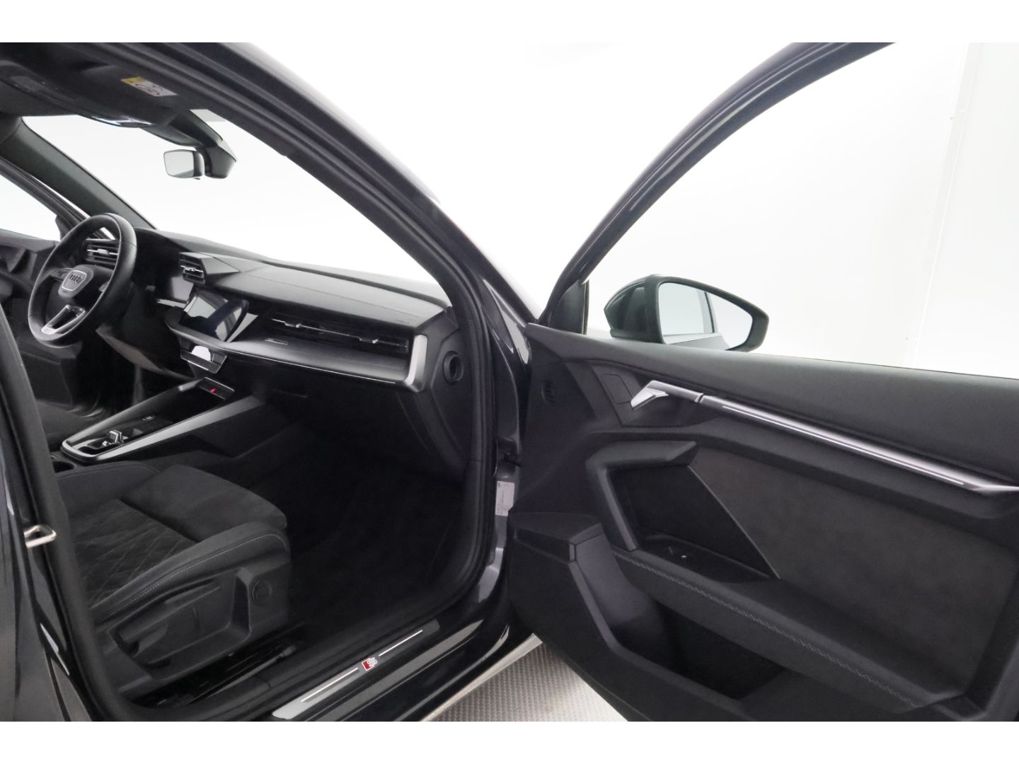 Audi A3 35TFSI Limo S-tronic advanced S-Line+LED+NAVI