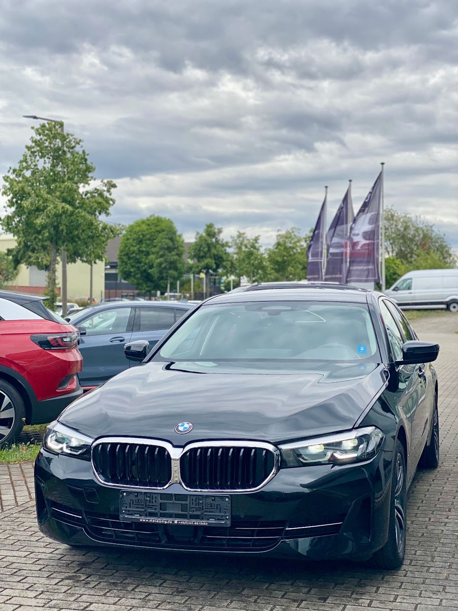 BMW 520 d xDrive Navi AHK 18 Zoll Standheizung