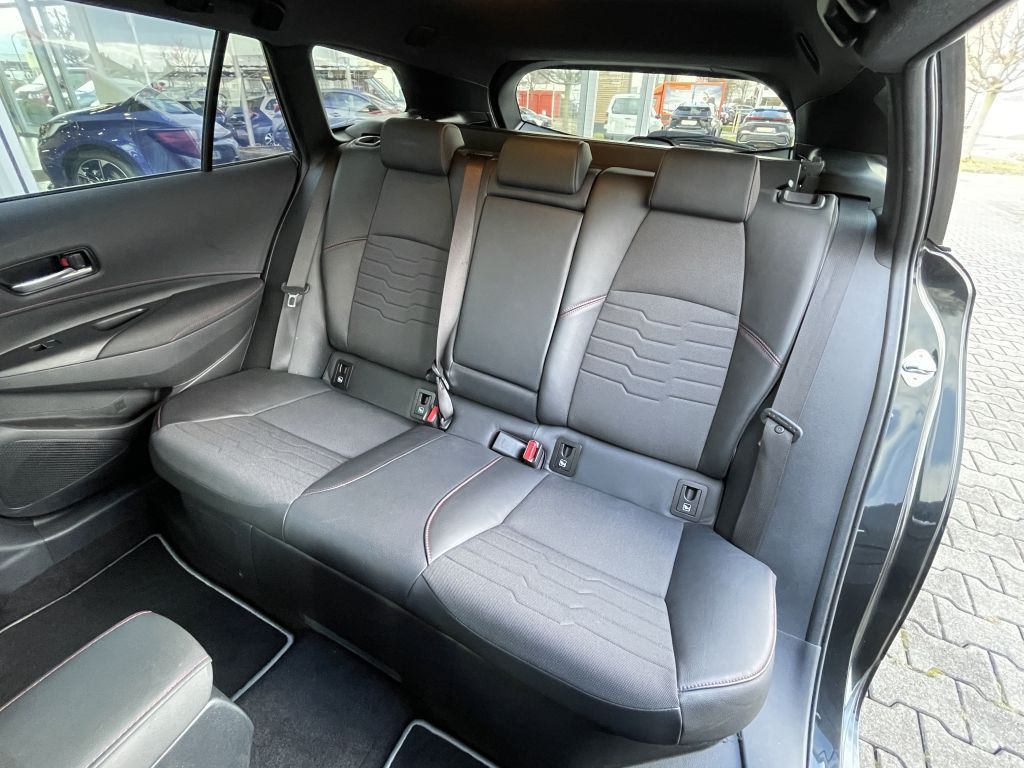 Toyota Corolla 2.0 Hybrid Touring Sports Lounge