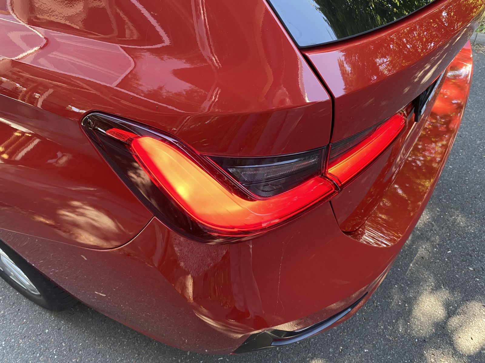 BMW 320d Navi Pro - Samsaru's Car Outlet