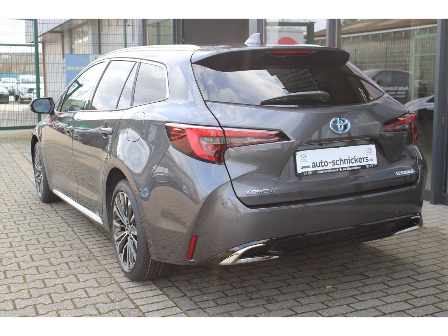 Toyota Corolla Touring Sports Hybrid Teamplayer+TEC-P