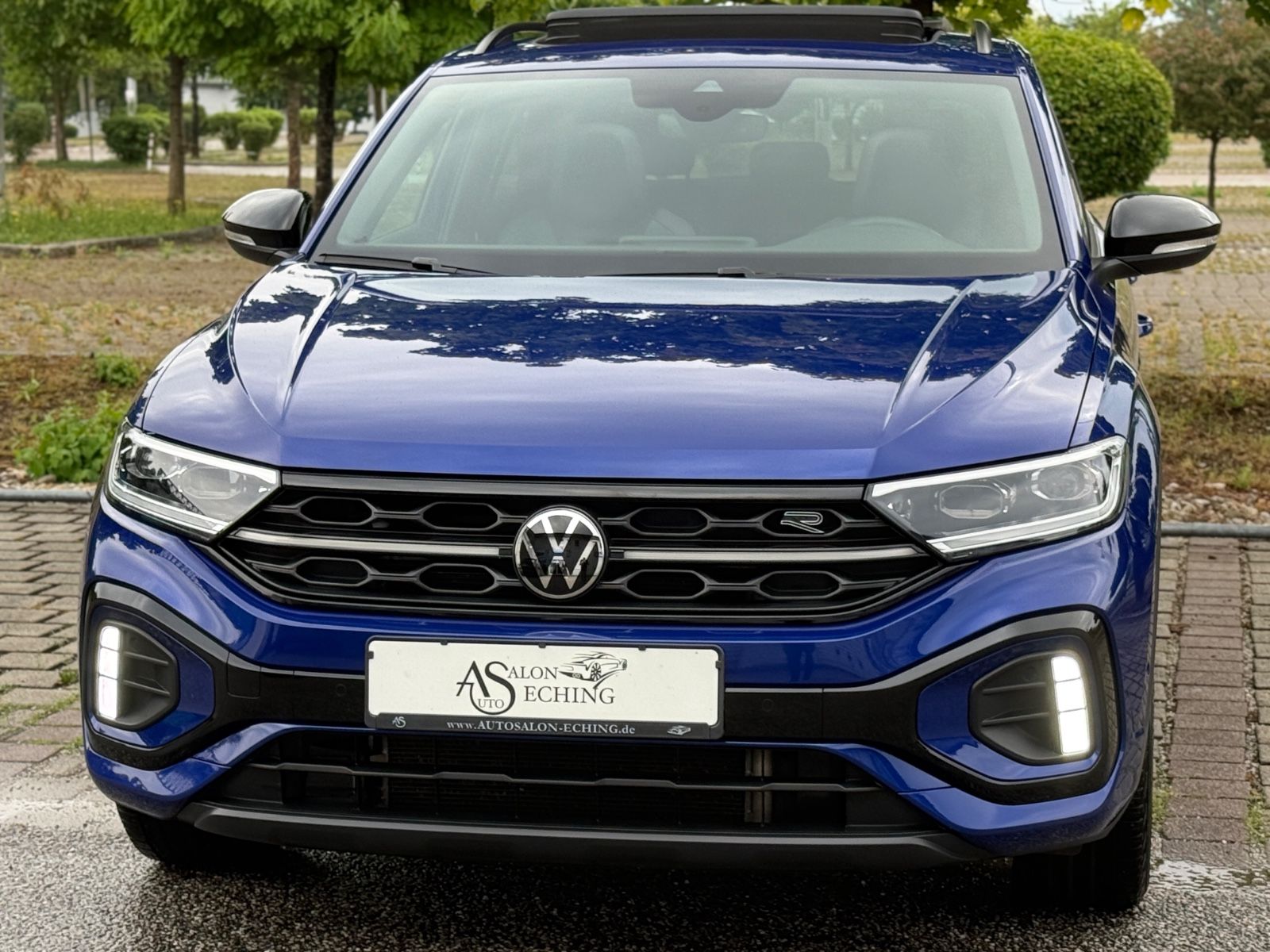 Volkswagen T-Roc TDI R-Line - Samsaru's Car Outlet