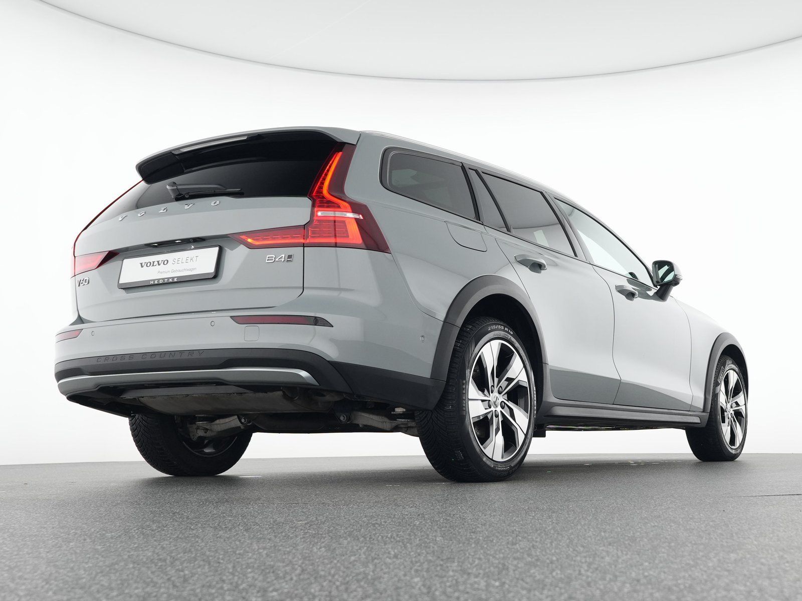 Volvo V60 CC B4 AWD Ultimate SONDERFINANZIERUNG 1,99%