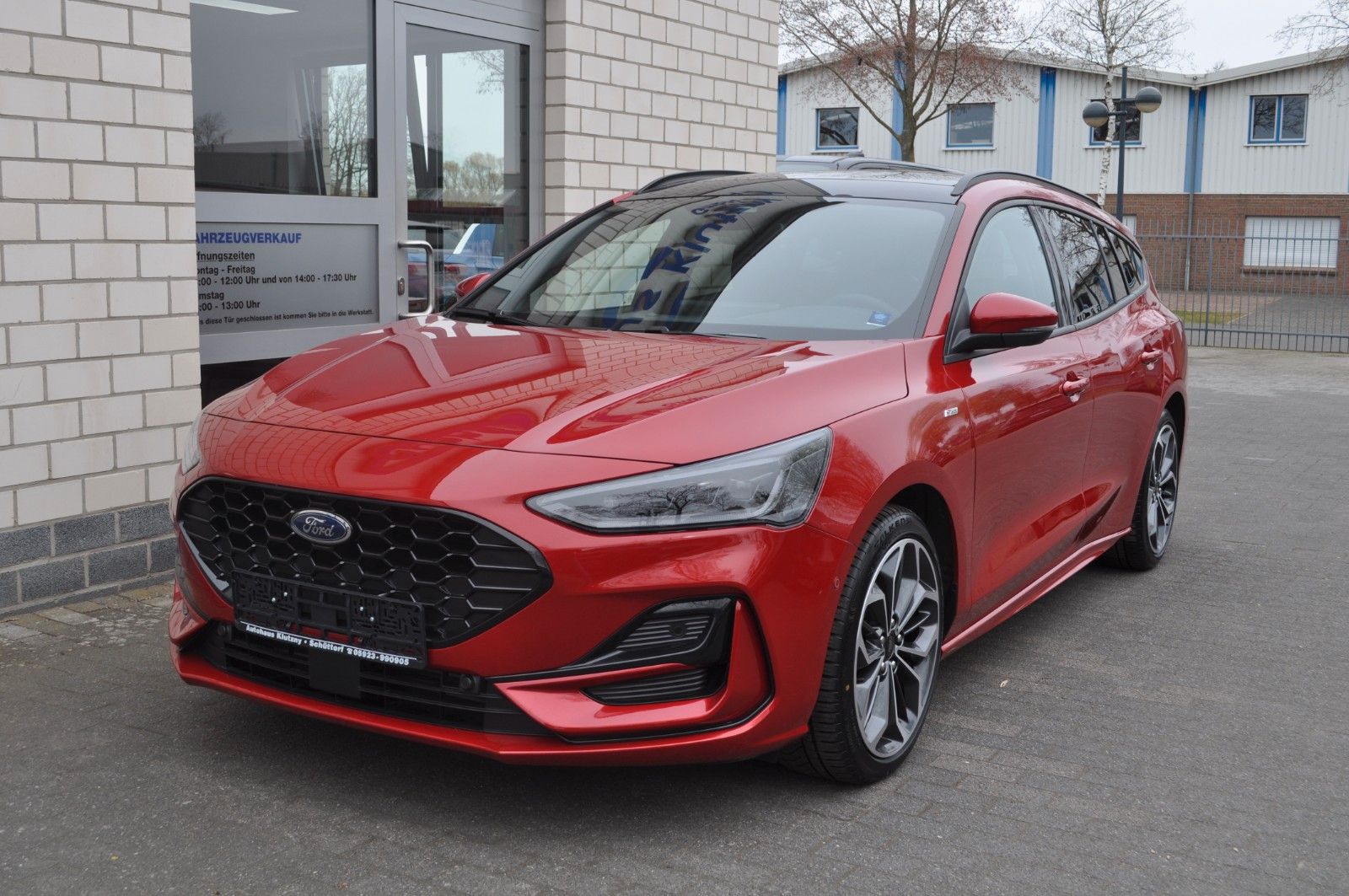 Ford Focus Turnier ST-LINE X/AUT/LED-MATRIX/PANODACH