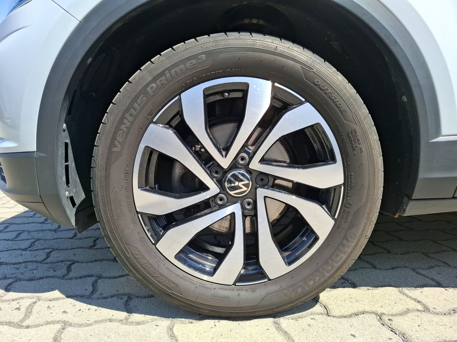 Volkswagen T-Roc TSI Active DSG - Samsaru's Car Outlet