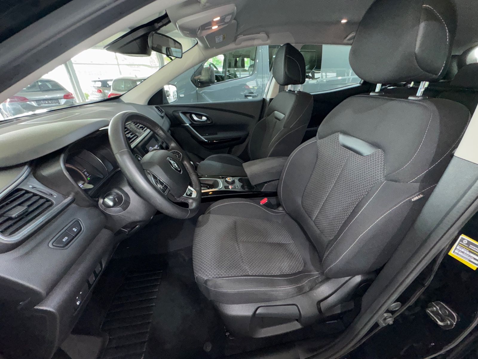 Renault Kadjar TCe 140 Aut.Business Edition - Samsaru's Car Outlet