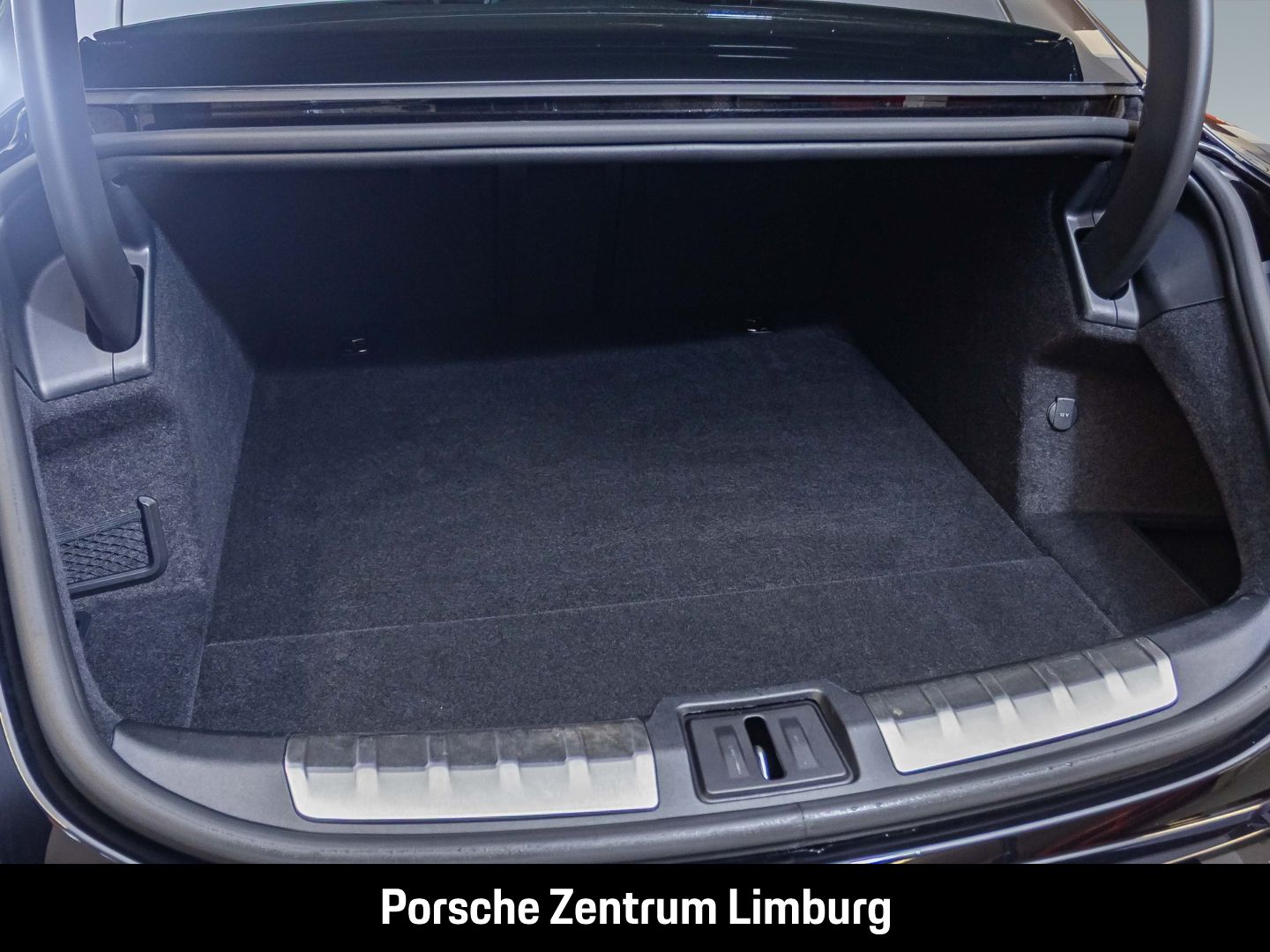 Porsche Taycan Turbo S Panorama Performancebatterie+ LED