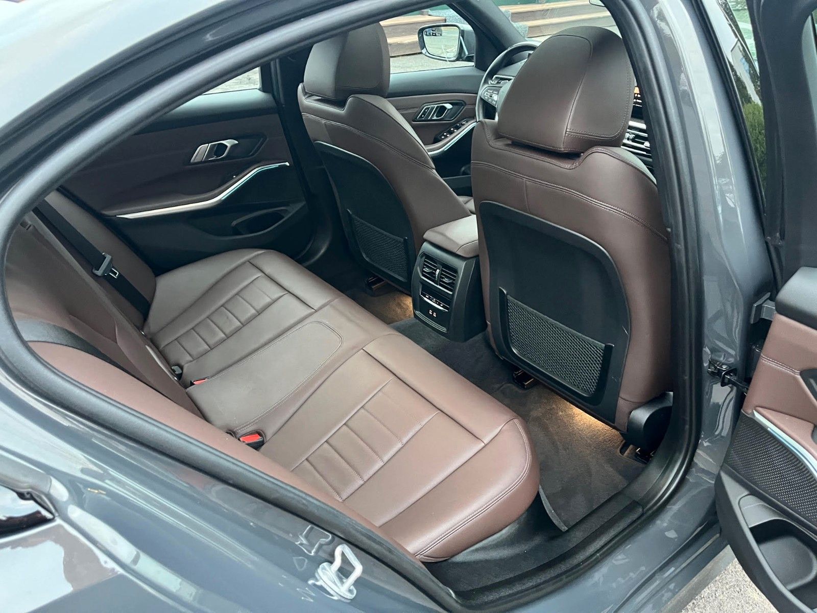 BMW 330e *xDrive*Schiebedach