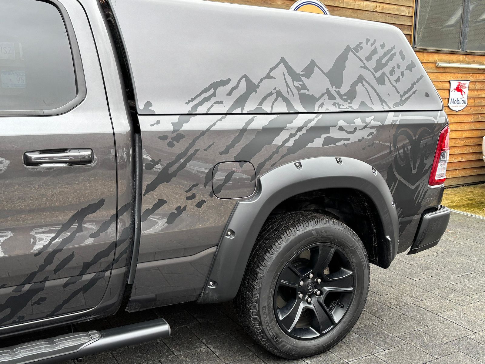 Dodge RAM 1500 5,7L Gen5 Hardtop QuadCab Leder