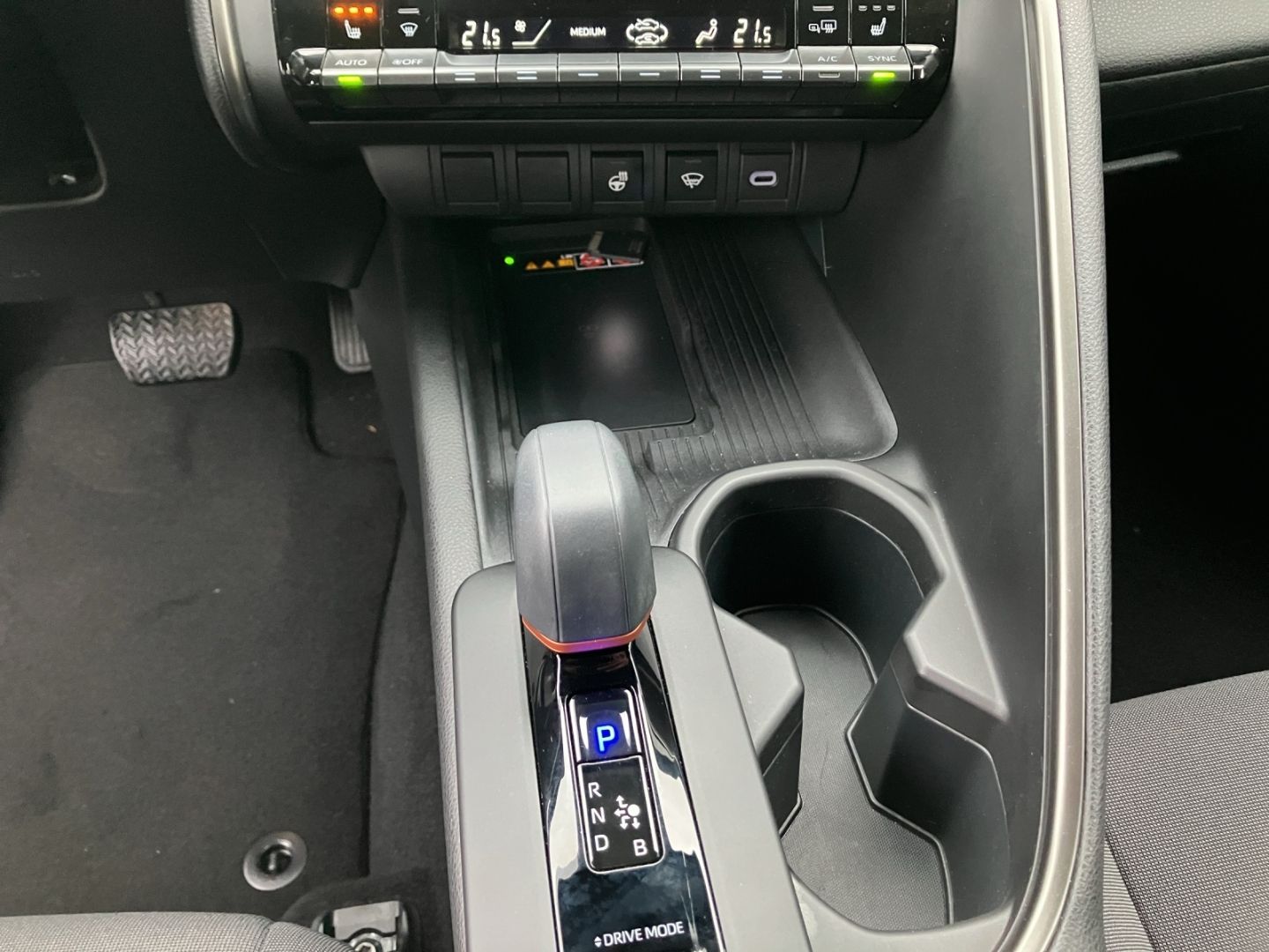 Toyota C-HR Hybrid  Team Deutschland+TEC-P !!