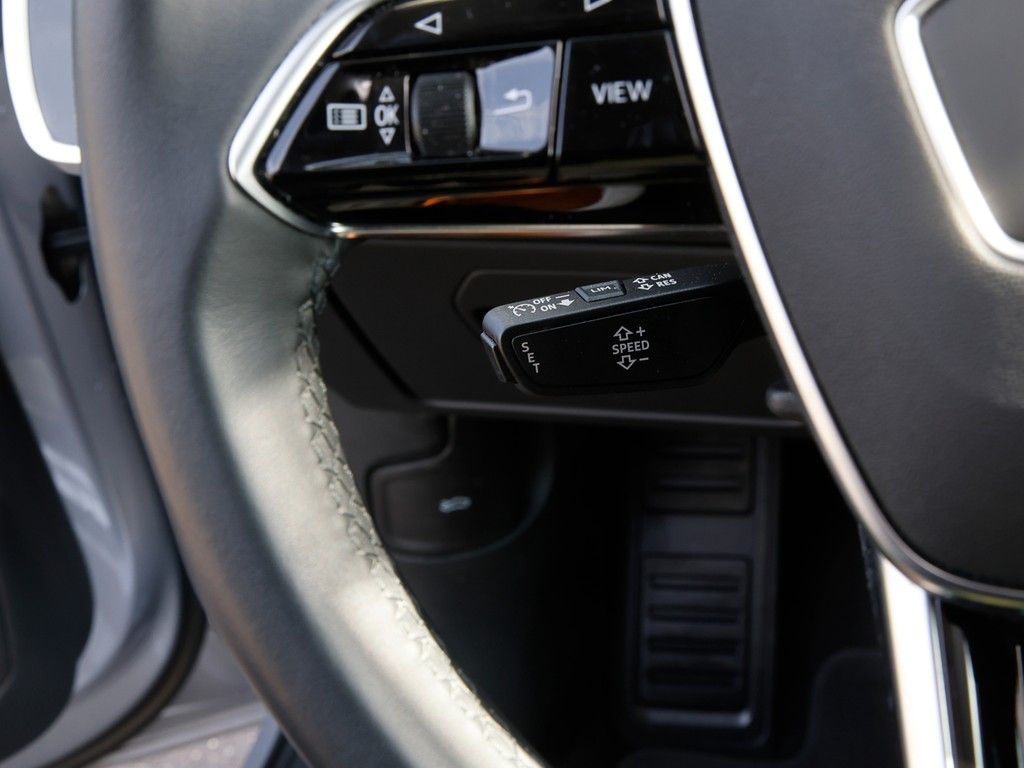Audi A6 Limousine 40 TDI sport - Samsaru's Car Outlet