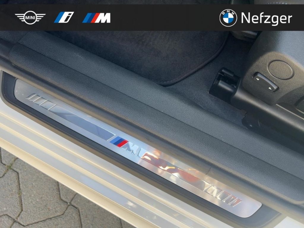 BMW 318 i Touring M Sport Driving Assistant 360°